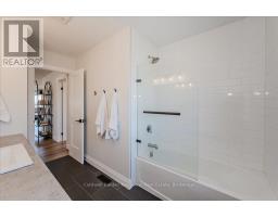 57 TRISTAN CRESCENT - 27