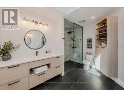 57 TRISTAN CRESCENT - 33