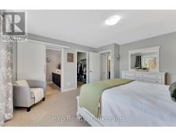 D2 - 12 BRANTWOOD PARK ROAD - 17