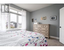 158 RIDGEWOOD CRESCENT - 33