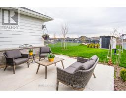 158 RIDGEWOOD CRESCENT - 4