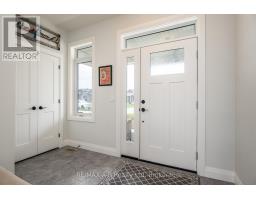 158 RIDGEWOOD CRESCENT - 9