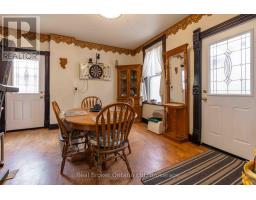 295 LIVINGSTONE AVENUE N - 12