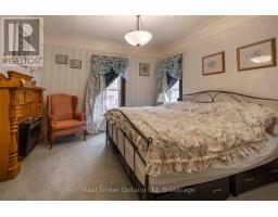 295 LIVINGSTONE AVENUE N - 20