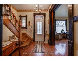 295 LIVINGSTONE AVENUE N - 4