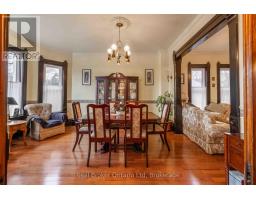 295 LIVINGSTONE AVENUE N - 5