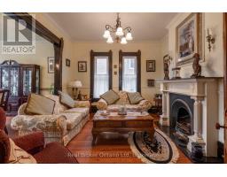295 LIVINGSTONE AVENUE N - 7