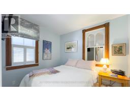 14 & 16 CHINIQUY STREET E - 27