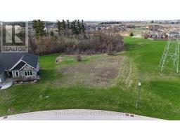 1 BIRTCH CREEK CRESCENT - 11