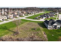 1 BIRTCH CREEK CRESCENT - 12