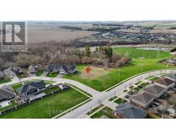 1 BIRTCH CREEK CRESCENT - 16