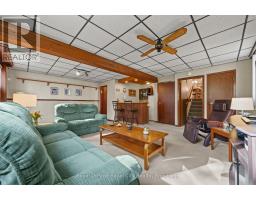 385 HERITAGE DRIVE - 25