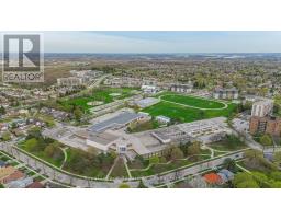 385 HERITAGE DRIVE - 33
