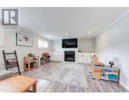 59 SPRUNG COURT - 32