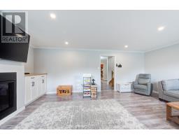 59 SPRUNG COURT - 35