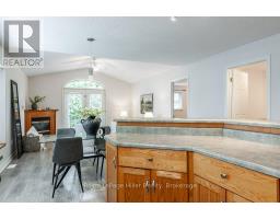 176 FRANKLIN DRIVE - 10