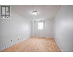 666 ELGIN STREET N - 22
