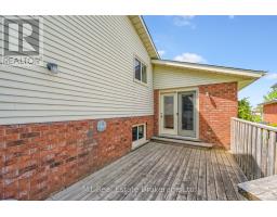 82 CRANE DRIVE - 42