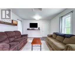 178 WELLINGTON STREET - 21