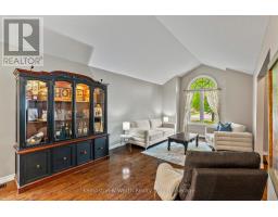 761 SCOTT STREET W - 8
