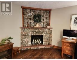 465 BOYNE AVENUE - 19