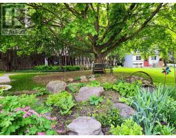 465 BOYNE AVENUE - 24