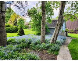 465 BOYNE AVENUE - 28
