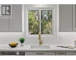 92 SCENIC WOOD CRESCENT - 10