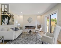 92 SCENIC WOOD CRESCENT - 12