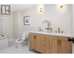 92 SCENIC WOOD CRESCENT - 14