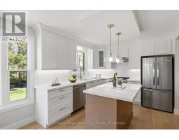 92 SCENIC WOOD CRESCENT - 7