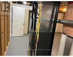 425 DANBY STREET E - 16