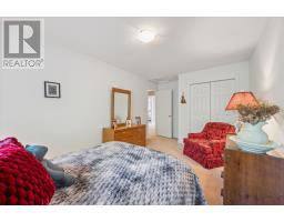 32 - 755 WILLOW ROAD - 24