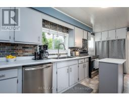 130 COMMISSIONER STREET - 25