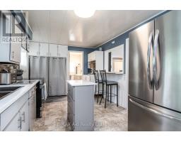 130 COMMISSIONER STREET - 28