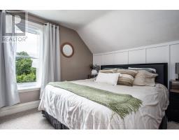 130 COMMISSIONER STREET - 31