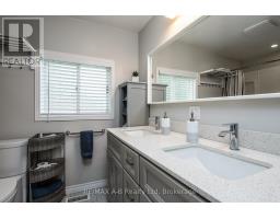 130 COMMISSIONER STREET - 33