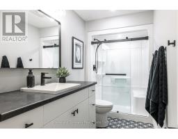 44 RIDGEWOOD CRESCENT - 26