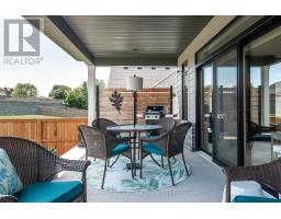 44 RIDGEWOOD CRESCENT - 31