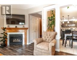 421 GREENWOOD DRIVE - 16