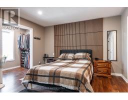 421 GREENWOOD DRIVE - 27