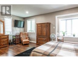 421 GREENWOOD DRIVE - 34