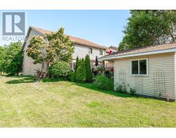 421 GREENWOOD DRIVE - 47