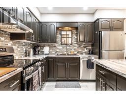 421 GREENWOOD DRIVE - 5