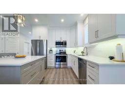 3 - 24 UPPER THAMES LANE - 17
