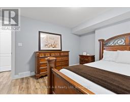 423 EMILY STREET - 35