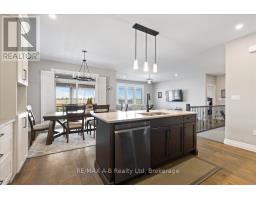423 EMILY STREET - 9