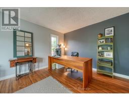 214 JOHN STREET S - 9