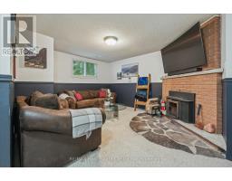 166 WINDING WAY - 17