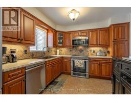 264 MELRAN DRIVE - 10